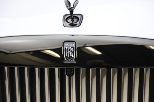 Used 2025 Rolls-Royce Black Badge Spectre for sale $449,900 at Alfa Romeo of Greenwich in Greenwich CT 06830 27