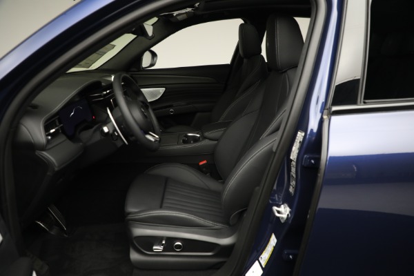 New 2025 Maserati Grecale Trofeo for sale Sold at Alfa Romeo of Greenwich in Greenwich CT 06830 16