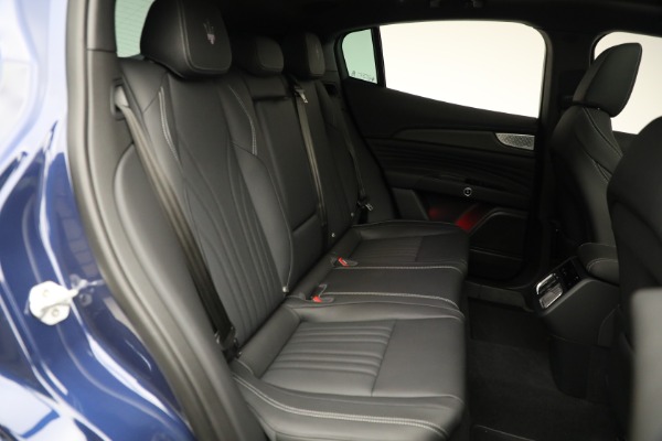 New 2025 Maserati Grecale Trofeo for sale Sold at Alfa Romeo of Greenwich in Greenwich CT 06830 21