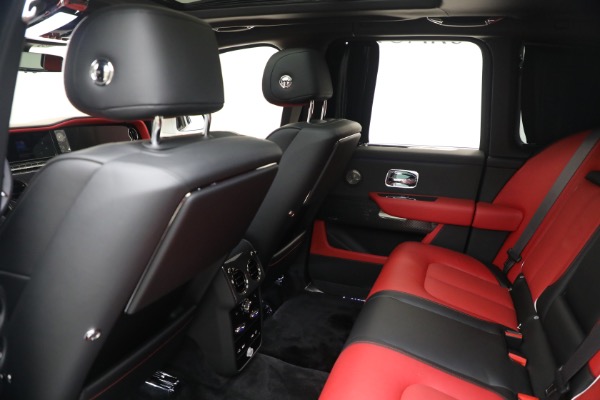 Used 2025 Rolls-Royce Black Badge Cullinan for sale $479,900 at Alfa Romeo of Greenwich in Greenwich CT 06830 26