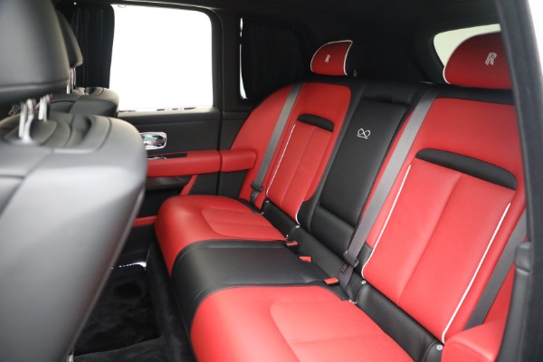 Used 2025 Rolls-Royce Black Badge Cullinan for sale $479,900 at Alfa Romeo of Greenwich in Greenwich CT 06830 27