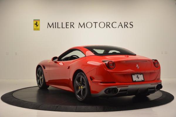 Used 2016 Ferrari California T for sale Sold at Alfa Romeo of Greenwich in Greenwich CT 06830 17