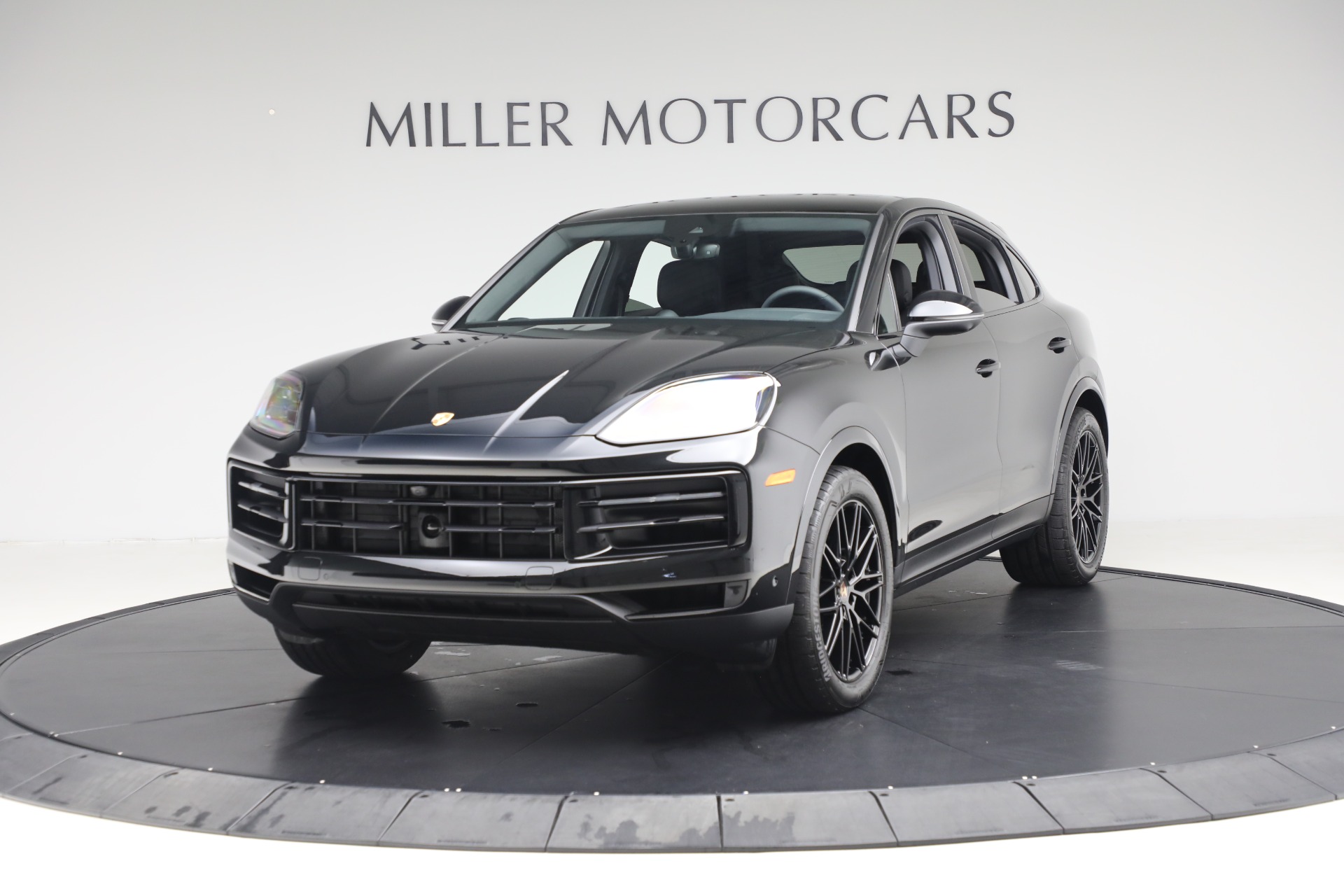 Used 2025 Porsche Cayenne Coup Base with VIN WP1BA2AY9SDA29397 for sale in Greenwich, CT