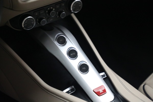 Used 2016 Ferrari California T for sale $122,900 at Alfa Romeo of Greenwich in Greenwich CT 06830 24