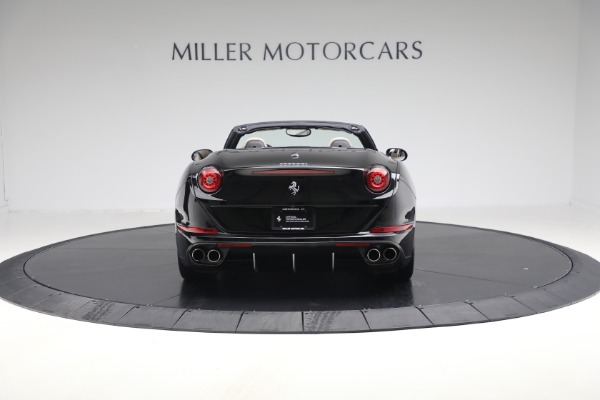 Used 2016 Ferrari California T for sale $122,900 at Alfa Romeo of Greenwich in Greenwich CT 06830 7