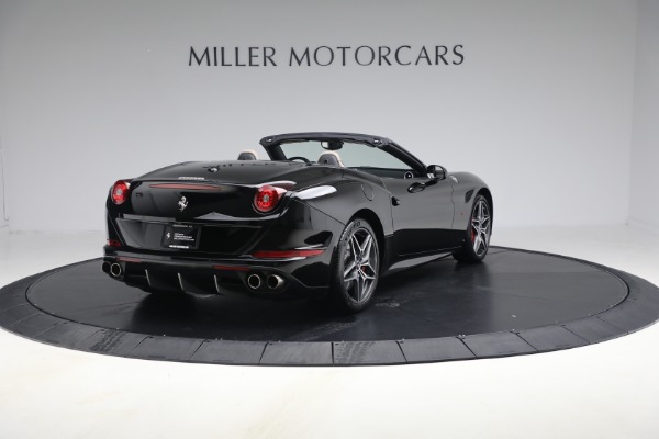 Used 2016 Ferrari California T for sale $122,900 at Alfa Romeo of Greenwich in Greenwich CT 06830 8