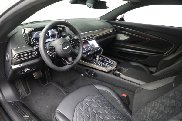 Used 2025 Aston Martin Vanquish for sale Sold at Alfa Romeo of Greenwich in Greenwich CT 06830 25