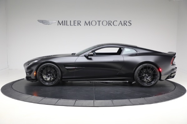 Used 2025 Aston Martin Vanquish for sale Sold at Alfa Romeo of Greenwich in Greenwich CT 06830 3