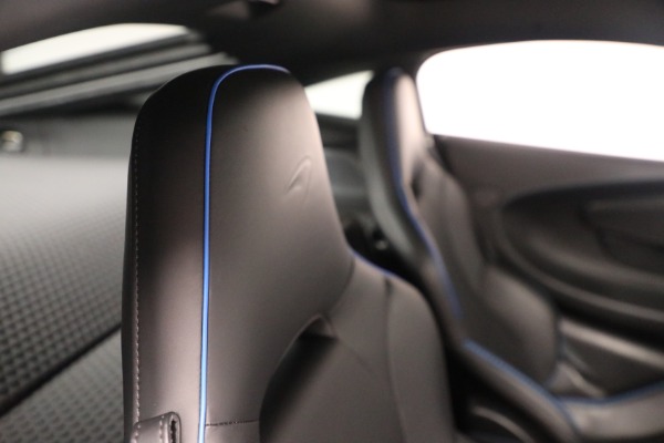 Used 2021 McLaren GT Luxe for sale $149,900 at Alfa Romeo of Greenwich in Greenwich CT 06830 28