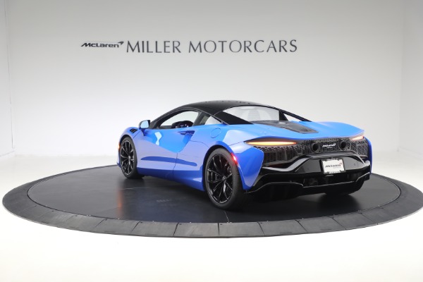 Used 2023 McLaren Artura Performance for sale Call for price at Alfa Romeo of Greenwich in Greenwich CT 06830 5