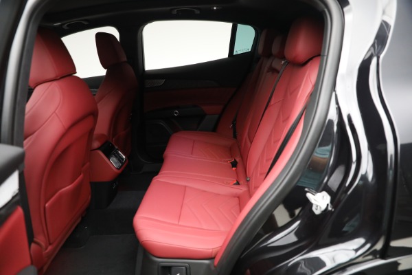 New 2025 Maserati Grecale for sale $84,856 at Alfa Romeo of Greenwich in Greenwich CT 06830 20