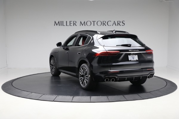 New 2025 Maserati Grecale for sale $84,856 at Alfa Romeo of Greenwich in Greenwich CT 06830 4