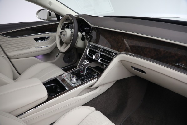New 2025 Bentley Flying Spur Speed for sale $301,900 at Alfa Romeo of Greenwich in Greenwich CT 06830 24