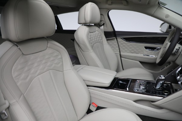 New 2025 Bentley Flying Spur Speed for sale $301,900 at Alfa Romeo of Greenwich in Greenwich CT 06830 26