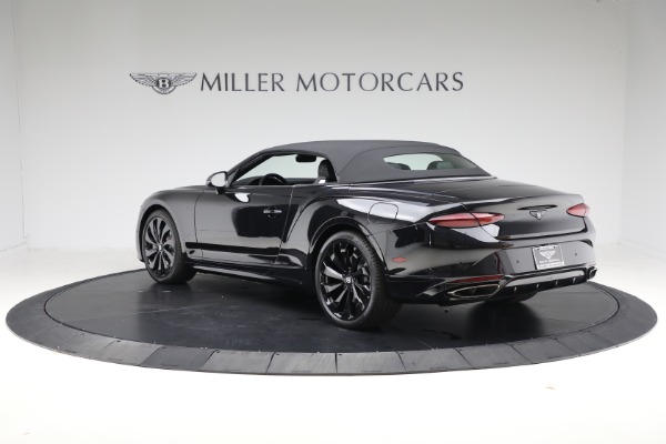 New 2025 Bentley Continental Black Edition for sale $333,700 at Alfa Romeo of Greenwich in Greenwich CT 06830 11