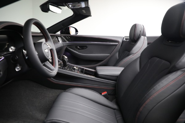 New 2025 Bentley Continental Black Edition for sale $333,700 at Alfa Romeo of Greenwich in Greenwich CT 06830 23