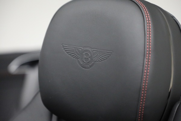 New 2025 Bentley Continental Black Edition for sale $333,700 at Alfa Romeo of Greenwich in Greenwich CT 06830 25
