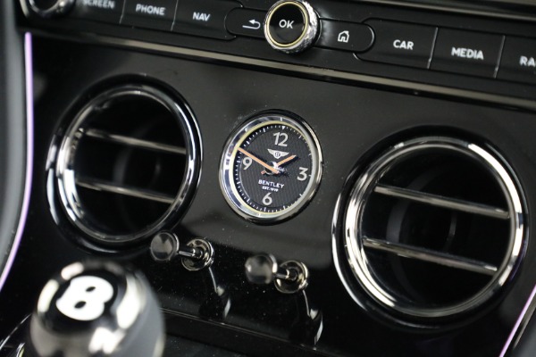 New 2025 Bentley Continental Black Edition for sale $333,700 at Alfa Romeo of Greenwich in Greenwich CT 06830 27