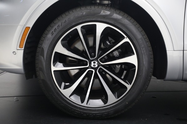 New 2025 Bentley Bentayga EWB V8 for sale $262,915 at Alfa Romeo of Greenwich in Greenwich CT 06830 10