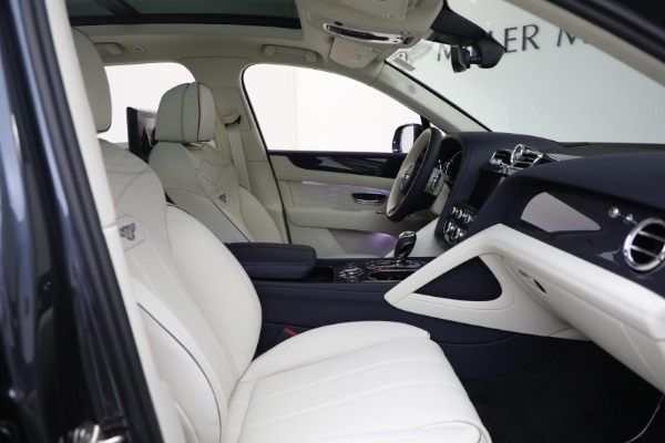 New 2025 Bentley Bentayga Atelier Edition V8 for sale Sold at Alfa Romeo of Greenwich in Greenwich CT 06830 28