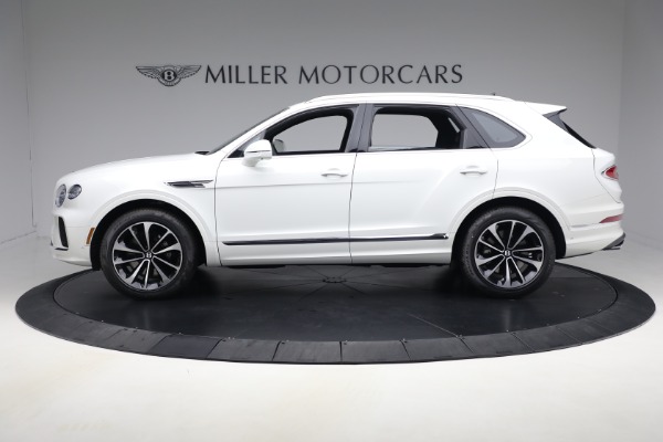 New 2025 Bentley Bentayga V8 for sale $199,900 at Alfa Romeo of Greenwich in Greenwich CT 06830 2