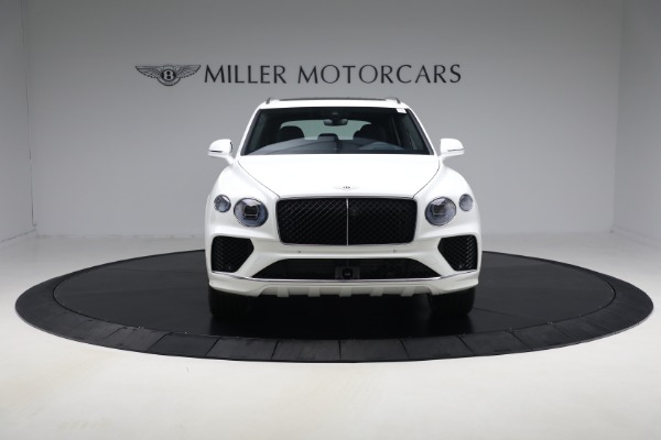 New 2025 Bentley Bentayga V8 for sale $199,900 at Alfa Romeo of Greenwich in Greenwich CT 06830 8