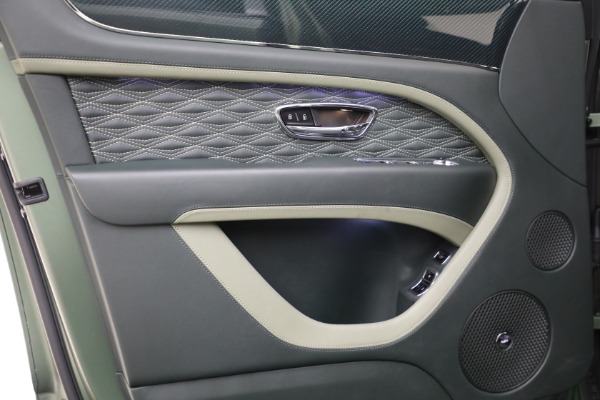 New 2027 BENTLEY BENTAYGA SPEED for sale Call for price at Alfa Romeo of Greenwich in Greenwich CT 06830 14