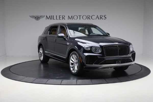 Used 2024 Bentley Bentayga EWB V8 for sale $204,900 at Alfa Romeo of Greenwich in Greenwich CT 06830 10