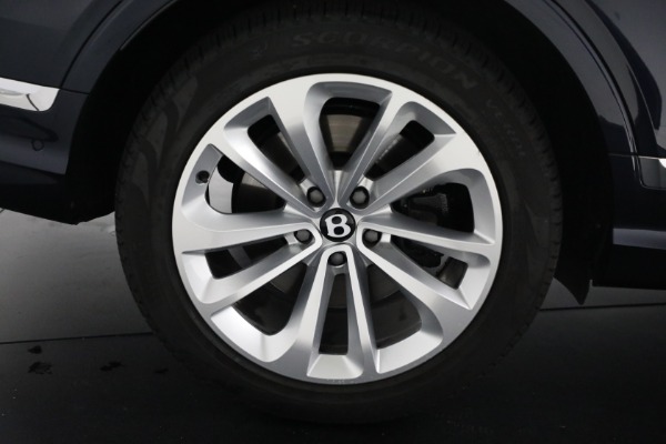Used 2024 Bentley Bentayga EWB V8 for sale $204,900 at Alfa Romeo of Greenwich in Greenwich CT 06830 14