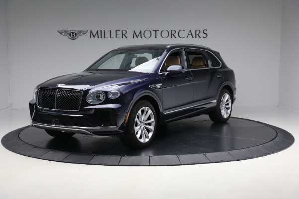 Used 2024 Bentley Bentayga EWB V8 for sale $204,900 at Alfa Romeo of Greenwich in Greenwich CT 06830 1