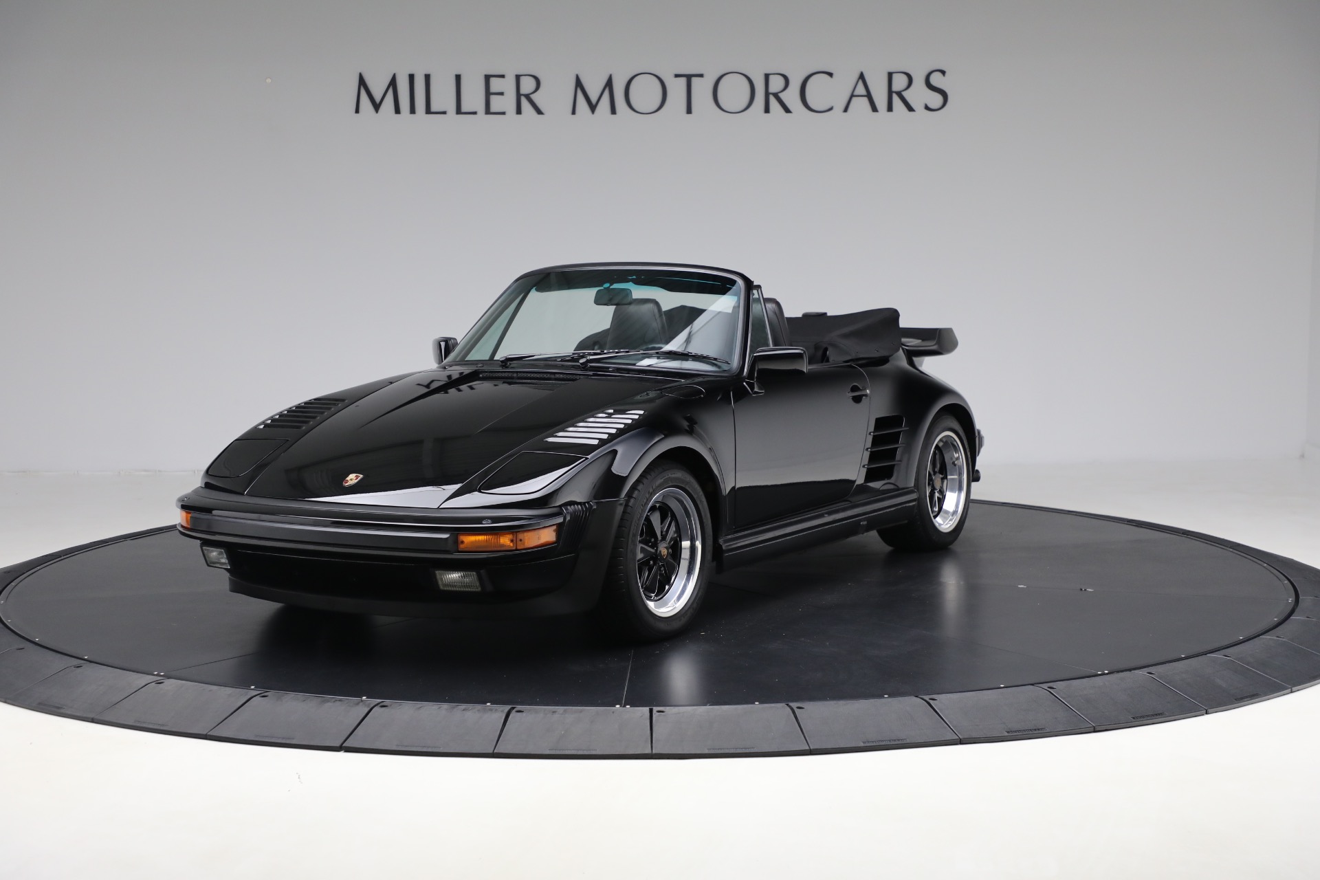 Used 1989 Porsche 911 Carrera Turbo for sale $429,500 at Alfa Romeo of Greenwich in Greenwich CT 06830 1
