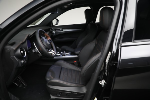 New 2025 Alfa Romeo Stelvio Intensa for sale Sold at Alfa Romeo of Greenwich in Greenwich CT 06830 18