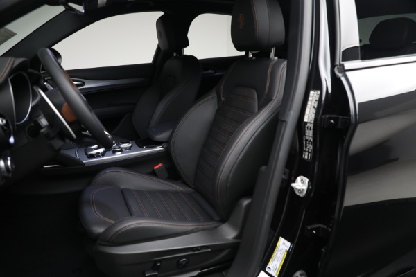 New 2025 Alfa Romeo Stelvio Intensa for sale Sold at Alfa Romeo of Greenwich in Greenwich CT 06830 19