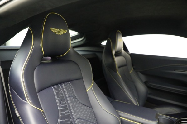 New 2026 Aston Martin Vantage for sale $240,400 at Alfa Romeo of Greenwich in Greenwich CT 06830 21