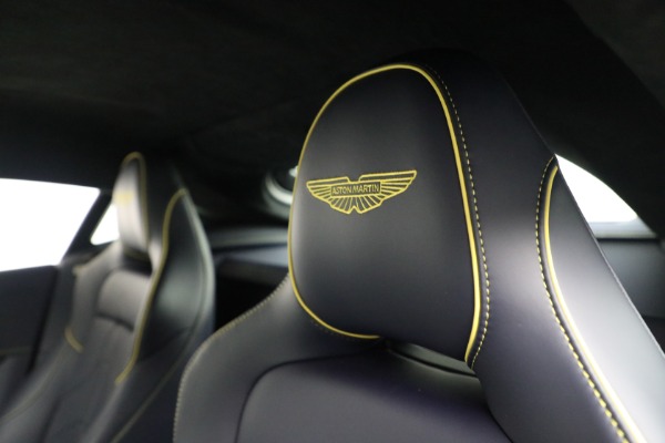 New 2026 Aston Martin Vantage for sale $240,400 at Alfa Romeo of Greenwich in Greenwich CT 06830 22