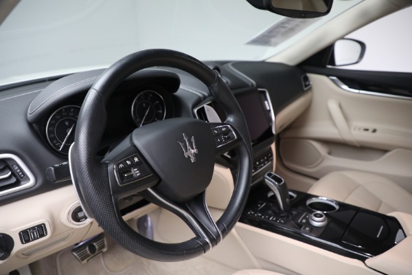 Used 2022 Maserati Ghibli Modena Q4 for sale Sold at Alfa Romeo of Greenwich in Greenwich CT 06830 13