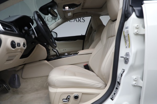 Used 2022 Maserati Ghibli Modena Q4 for sale Sold at Alfa Romeo of Greenwich in Greenwich CT 06830 14