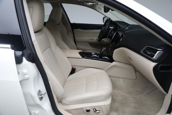 Used 2022 Maserati Ghibli Modena Q4 for sale Sold at Alfa Romeo of Greenwich in Greenwich CT 06830 16