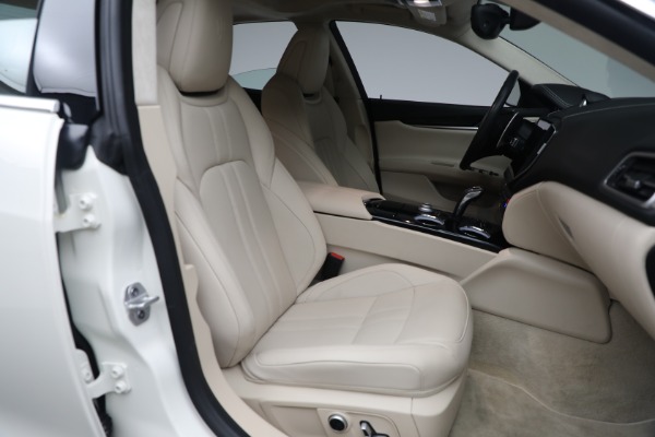 Used 2022 Maserati Ghibli Modena Q4 for sale Sold at Alfa Romeo of Greenwich in Greenwich CT 06830 17
