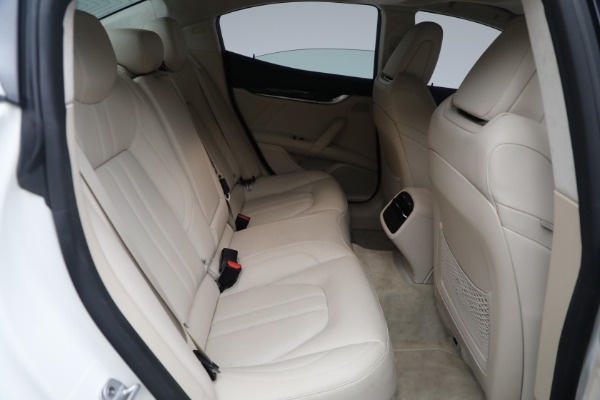 Used 2022 Maserati Ghibli Modena Q4 for sale Sold at Alfa Romeo of Greenwich in Greenwich CT 06830 18