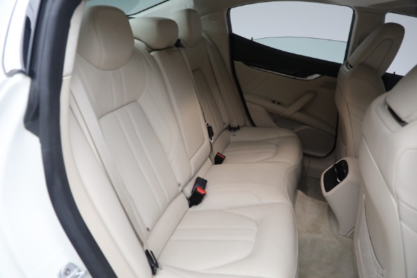 Used 2022 Maserati Ghibli Modena Q4 for sale Sold at Alfa Romeo of Greenwich in Greenwich CT 06830 19