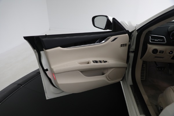 Used 2022 Maserati Ghibli Modena Q4 for sale Sold at Alfa Romeo of Greenwich in Greenwich CT 06830 22