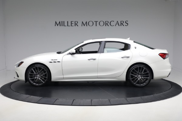 Used 2022 Maserati Ghibli Modena Q4 for sale Sold at Alfa Romeo of Greenwich in Greenwich CT 06830 3