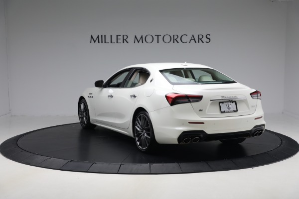 Used 2022 Maserati Ghibli Modena Q4 for sale Sold at Alfa Romeo of Greenwich in Greenwich CT 06830 5