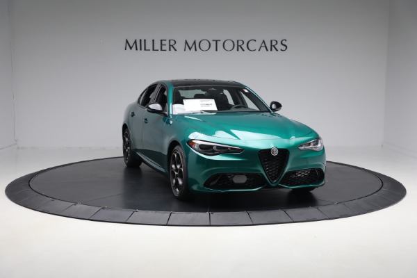 New 2025 Alfa Romeo Giulia Intensa for sale Sold at Alfa Romeo of Greenwich in Greenwich CT 06830 10