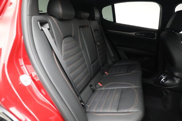 New 2025 Alfa Romeo Stelvio Intensa for sale Sold at Alfa Romeo of Greenwich in Greenwich CT 06830 19