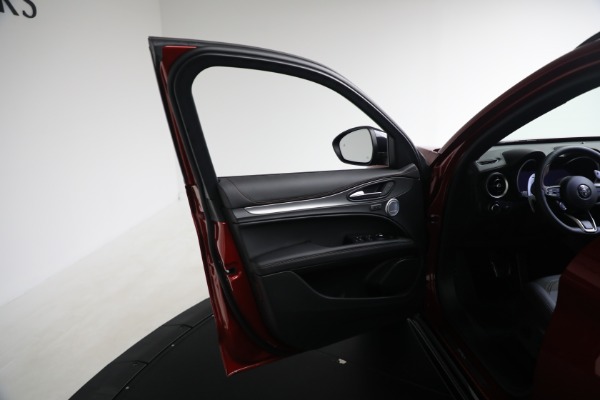 New 2025 Alfa Romeo Stelvio Intensa for sale Sold at Alfa Romeo of Greenwich in Greenwich CT 06830 22
