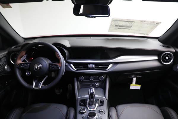 New 2025 Alfa Romeo Stelvio Intensa for sale Sold at Alfa Romeo of Greenwich in Greenwich CT 06830 23