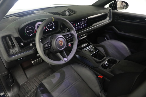 Used 2024 Porsche Cayenne Turbo GT for sale Sold at Alfa Romeo of Greenwich in Greenwich CT 06830 20