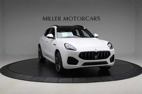 Used 2025 Maserati Grecale for sale $57,550 at Alfa Romeo of Greenwich in Greenwich CT 06830 11